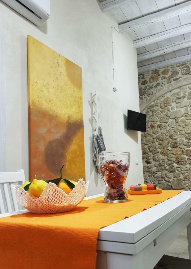 Essentia Rooms- Ortigia Holidays Syrakus Exterior foto